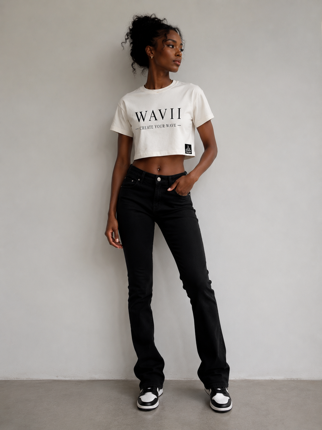 Creme Atelier Crop